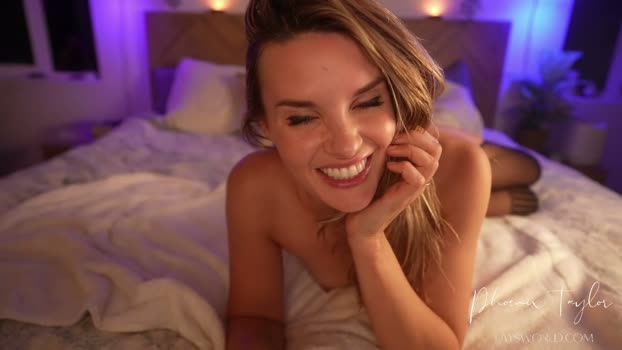 phoenix_taylor Female Chaturbate 15-04-2026