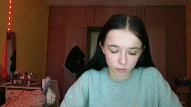 yuliastar Female Chaturbate 15-04-2026