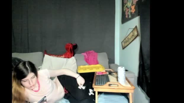 roxihazeleyes Female Chaturbate 16-04-2026