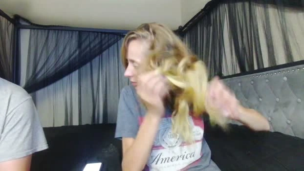 liz_jay 17-04-2026 Cam Show toy suck