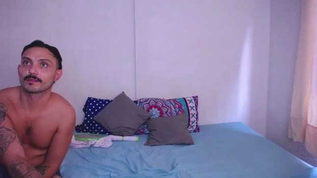 _joanne_and_oliver_ 21-04-2026 Cam Show big squirt