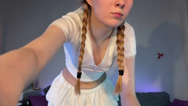 r1nav1 21-04-2026 Cam Show oral kiss