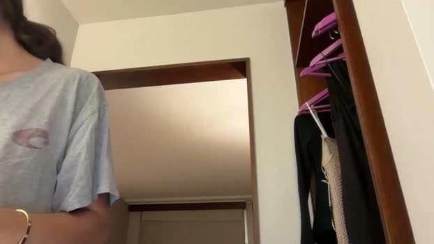 graciesmith27 22-04-2026 Cam Show bj-dildo squirt