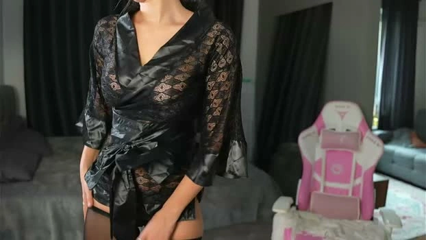 amilia4u 23-04-2026 Cam Show suck hard