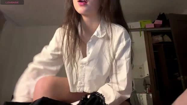 emmacutty 23-04-2026 Cam Show lick big