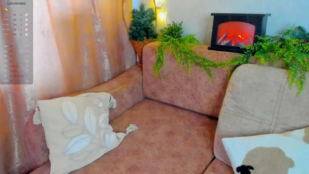 silkyaurau 24-04-2026 Cam Show prettyface nude