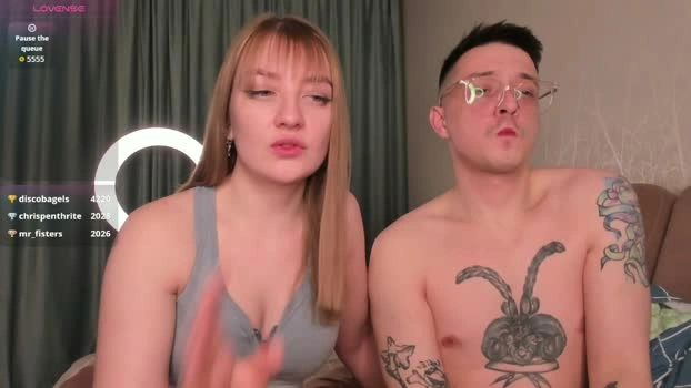 _hey_scarlett_ 24-04-2026 Cam Show legs fingers