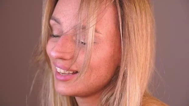 artease 24-04-2026 Cam Show toys tits