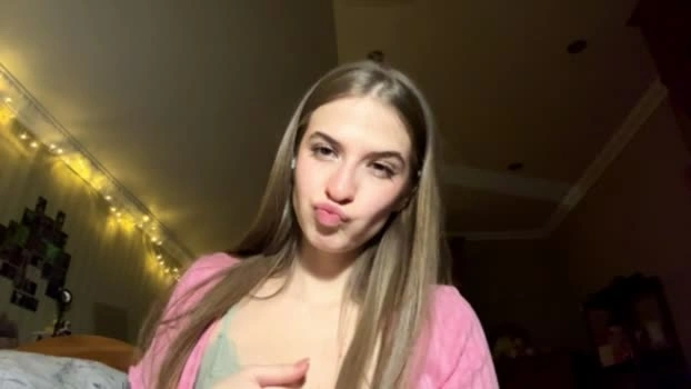 bumblebliss 25-04-2026 Cam Show sucktits big