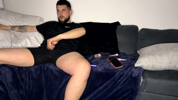 devonclarky213 26-04-2026 Cam Show legs fuckass
