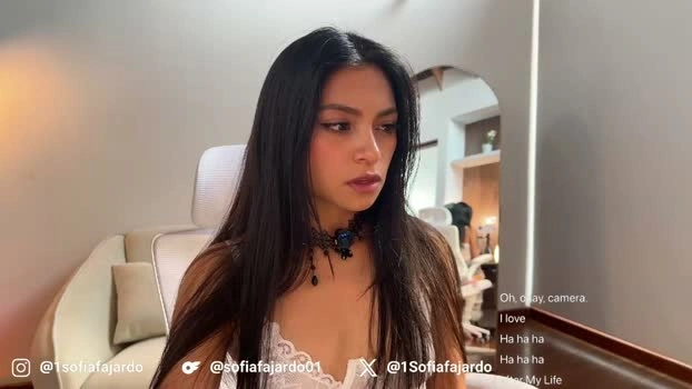 sweet_littleee 28-04-2026 Cam Show bigass horny