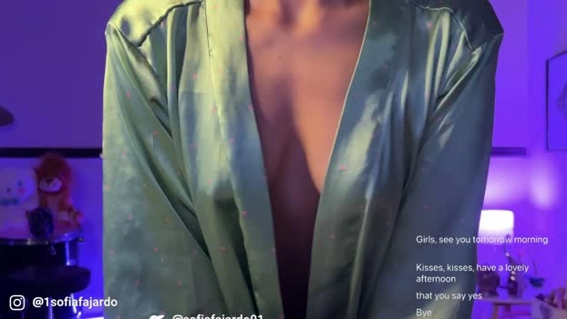 sweet_littleee 03-05-2026 Cam Show lick tits