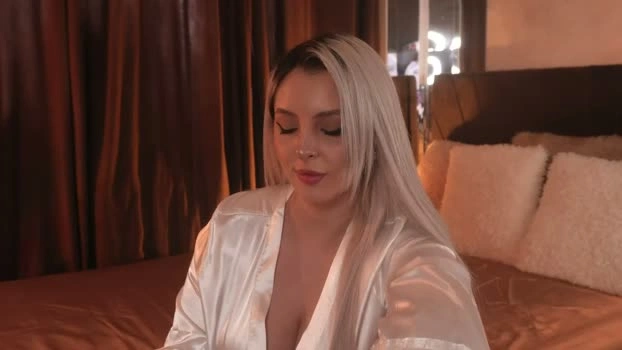 victoriamorrone 04-05-2026 Cam Show love sweet