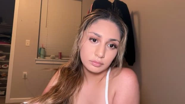 daniellarae1 05-05-2026 Cam Show fuckass nasty