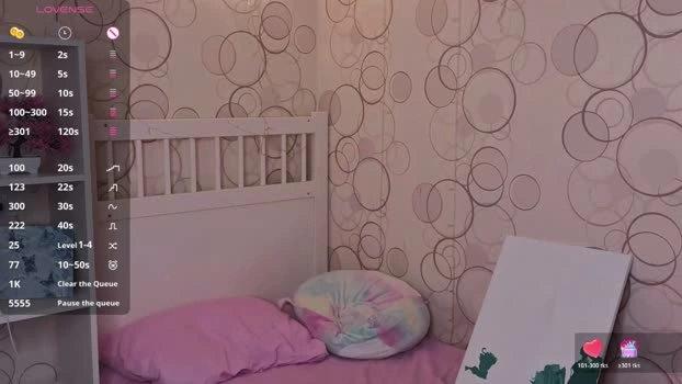 wildlo1i 04-05-2026 Cam Show naked play