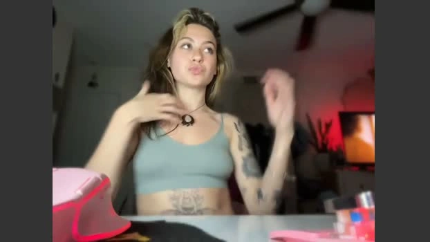 peachesncreampiezz 06-05-2026 Cam Show bigass suck