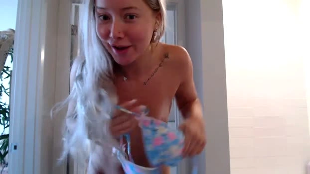 lilyyymonroee 07-05-2026 Cam Show gag Video