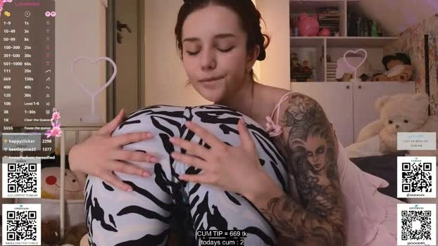 brilliantvictoria 09-05-2026 Cam Show spanking big