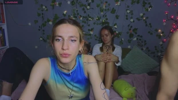 benevolently 10-05-2026 Cam Show Topless play