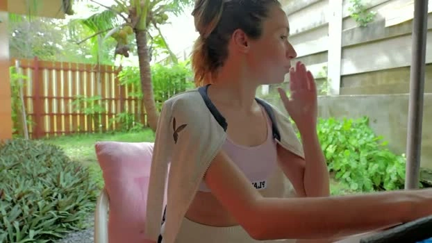 ellcrys 14-05-2026 Cam Show fingering fuck