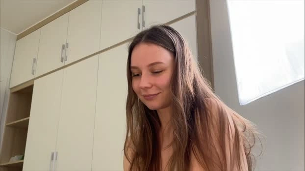 elisadikotti 17-05-2026 Cam Show lickpussy naughty