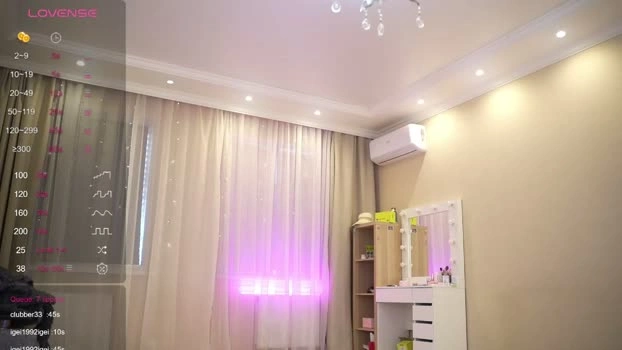 queenelia 17-05-2026 Cam Show oral bigcock