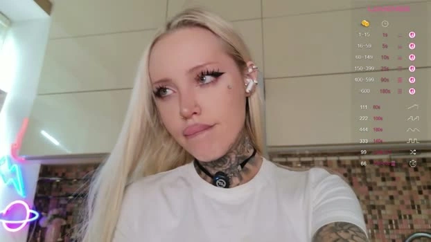 2badforyou 18-05-2026 Cam Show beautiful lick