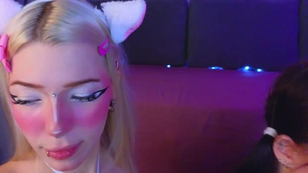 nikkisilk 19-05-2026 Cam Show suckshow fingers
