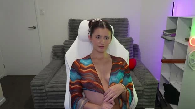 kissmecherri 20-05-2026 Cam Show beautiful prettyface
