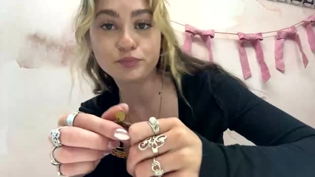 peachesncreampiezz 21-05-2026 Cam Show Naked kiss