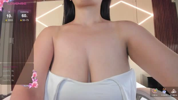 bellaclaiir 23-05-2026 Cam Show naughty kissing
