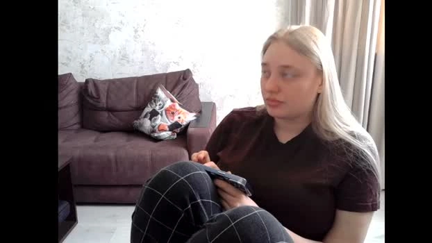 69riley_reid69 26-05-2026 Cam Show suckcock kiss