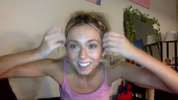 twofrens 26-05-2026 Cam Show bigtoys beauty