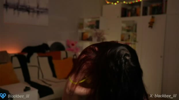 _blackbee_ 26-05-2026 Cam Show suck squirt
