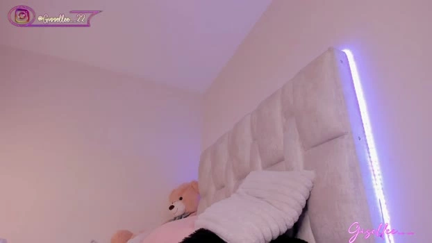 gisellee__ 27-05-2026 Cam Show beautiful deep