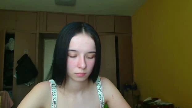 yuliastar 28-05-2026 Cam Show wet gag
