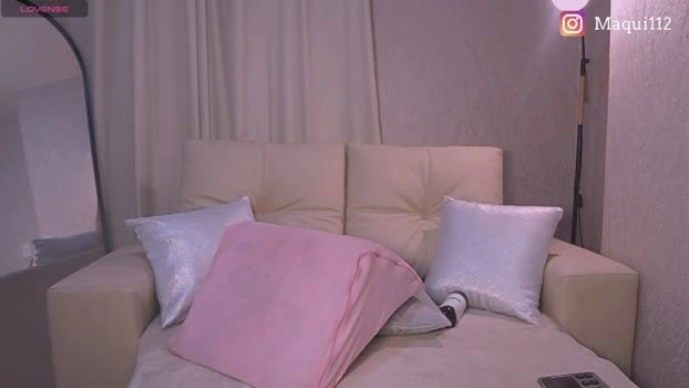 maquiii 29-05-2026 Cam Show naked lick
