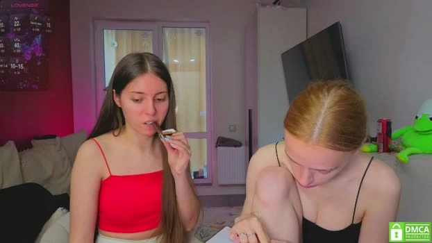 ihavepaws33 31-05-2026 Cam Show show suck