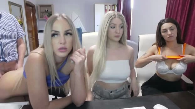cute00kiara 02-06-2026 Cam Show love cute