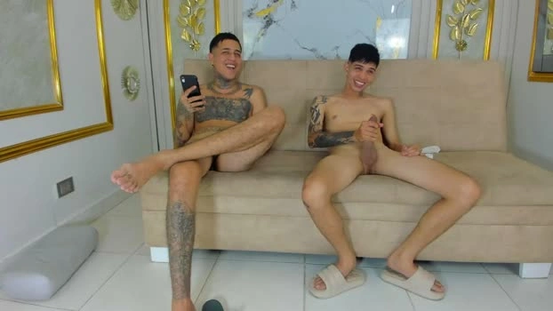 golden_girl_house 02-06-2026 Cam Show nude legs