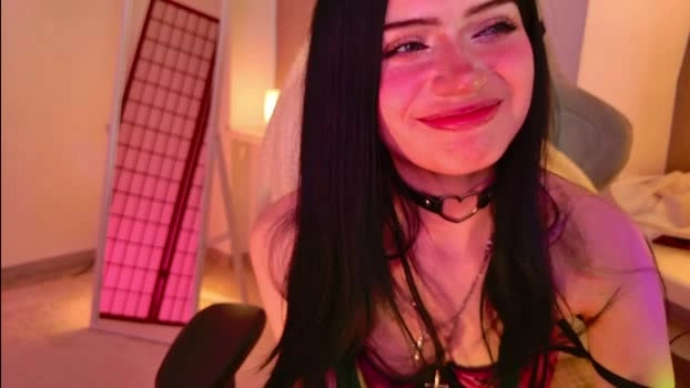 dark_diva 06-06-2026 Cam Show beautiful boobs