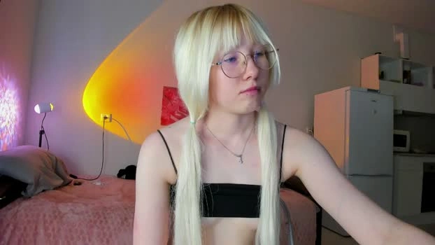 alettaevee 07-06-2026 Cam Show deep beautiful