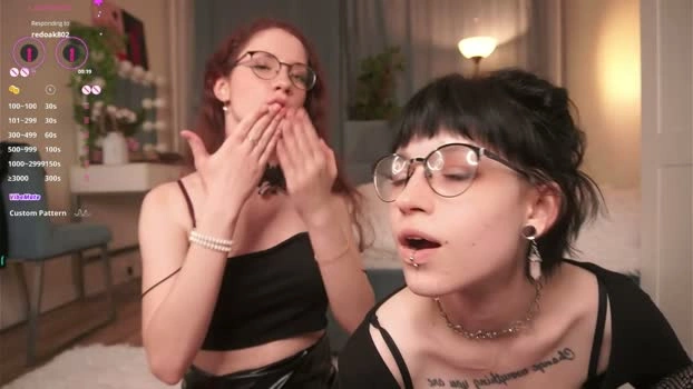 little_poetry 08-06-2026 Cam Show XXX spanking