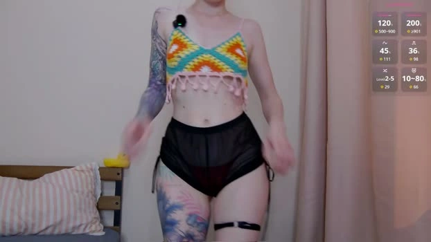 lessysweety 10-06-2026 Cam Show beautiful kiss