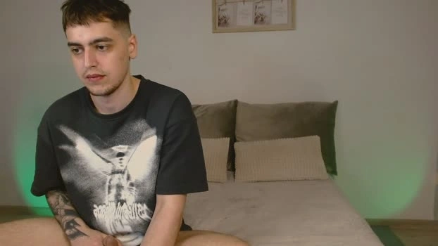 loyliksi 11-06-2026 Cam Show gag kiss