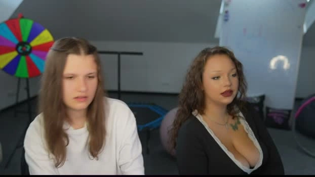 livehub054 13-06-2026 Cam Show suck kiss