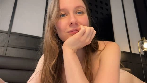 elisadikotti 15-06-2026 Cam Show yummy moan