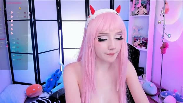 milkycute 15-06-2026 Cam Show playtime kinky
