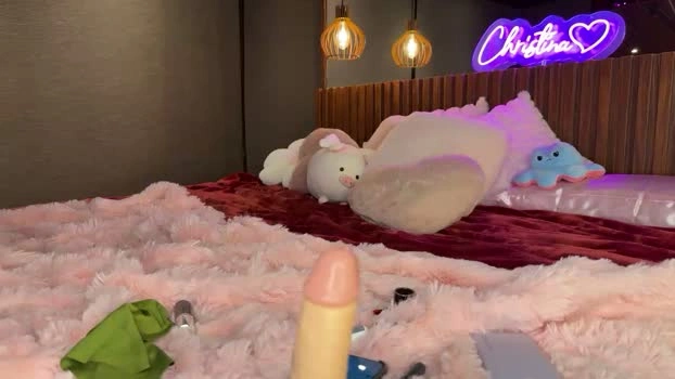 christinasage 17-06-2026 Cam Show Show sexyfeet