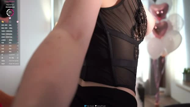 lynnalltop 18-06-2026 Cam Show love hot